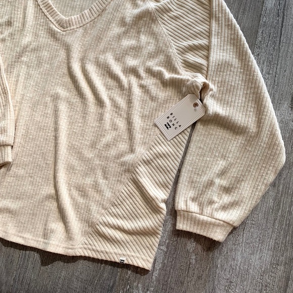 🔥🔥BILLABONG - COZY FOR YOU TOP🔥🔥 - Picture 6 of 9